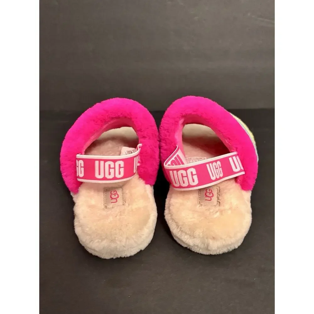 UGG Fluff Yeah Slides Size 4Girls